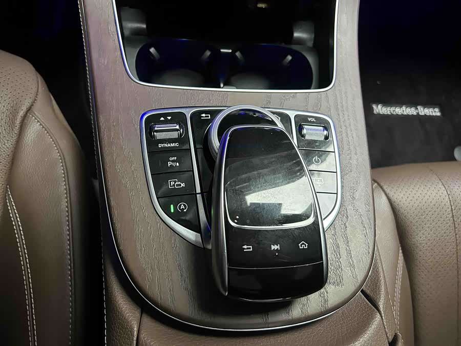 Mercedes-Benz E Class 2017 car image #7