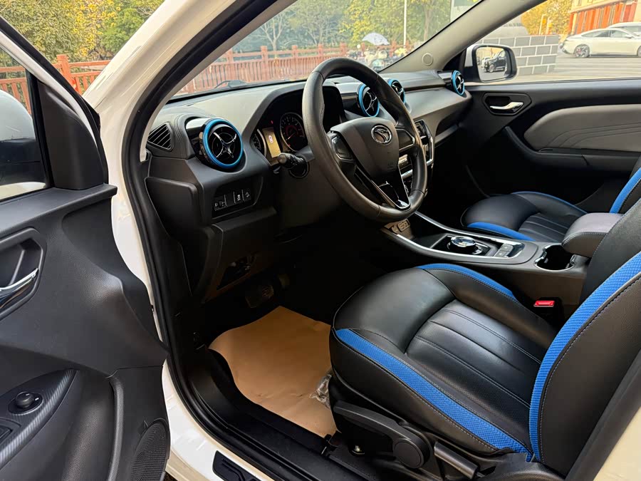 Soueast DX3 EV 2018 car image #7