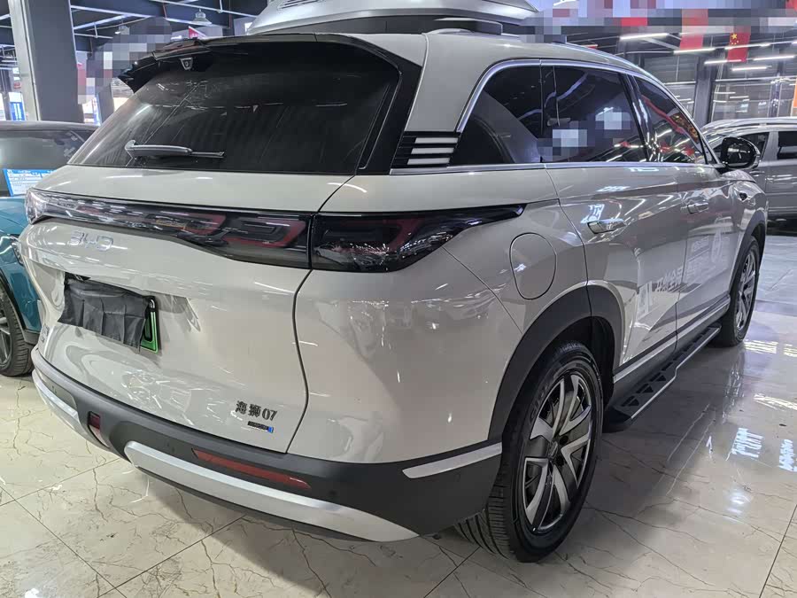 BYD Sea Lion 07 DM-i 2025 car image #7