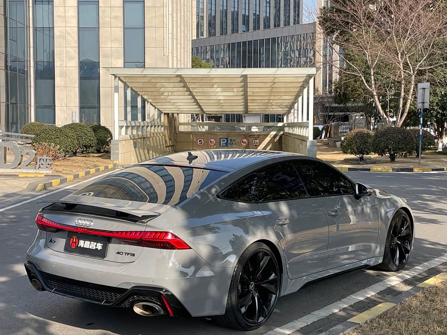 Audi RS 7 2021 car image #7