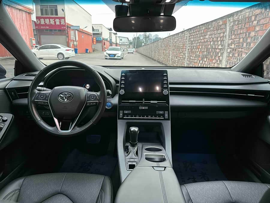 Toyota Avalon 2021 car image #7