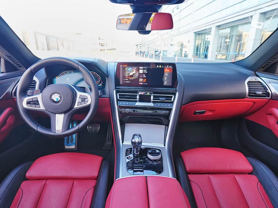 BMW 8 Series 2023 car image #7