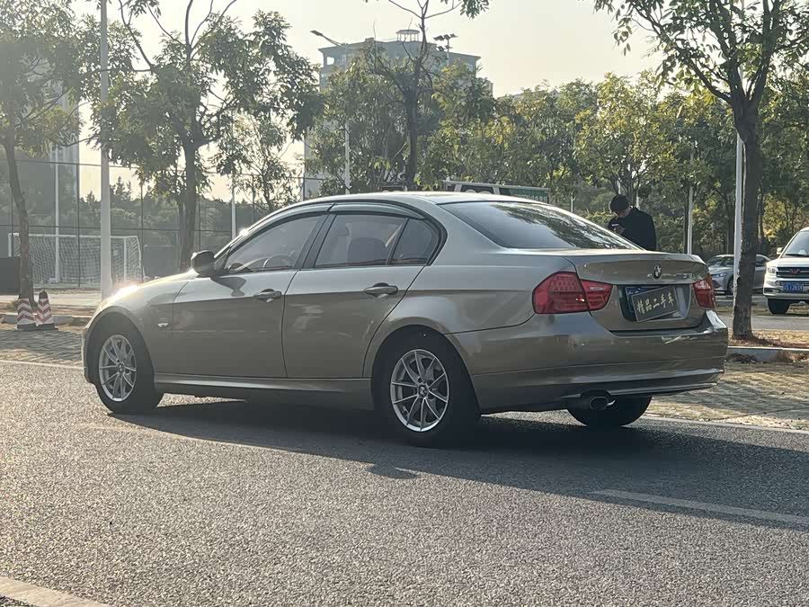 BMW 3 Series (Imported) 2011 immagine di auto #7