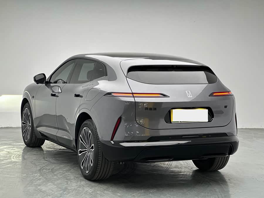 Avatr 07 2024 صورة سيارة #7