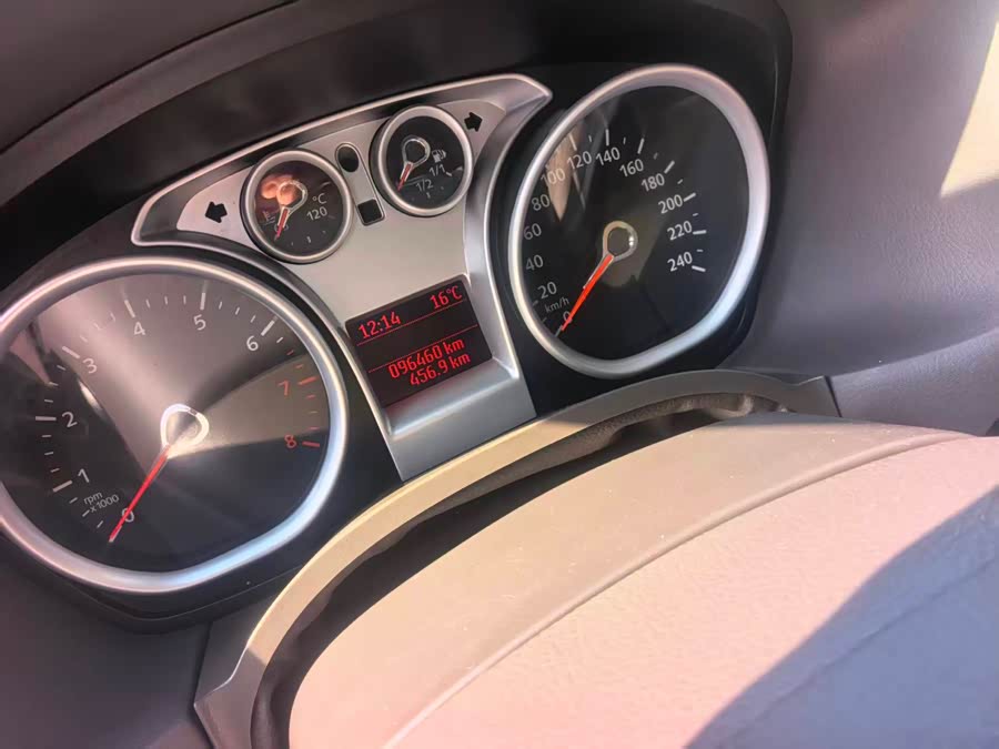 Ford Focus 2013 image de voiture #7