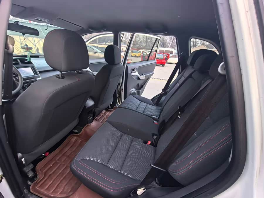 Chery Tiggo 3 2015 #7 Chery Tiggo 3 2015 car image #7