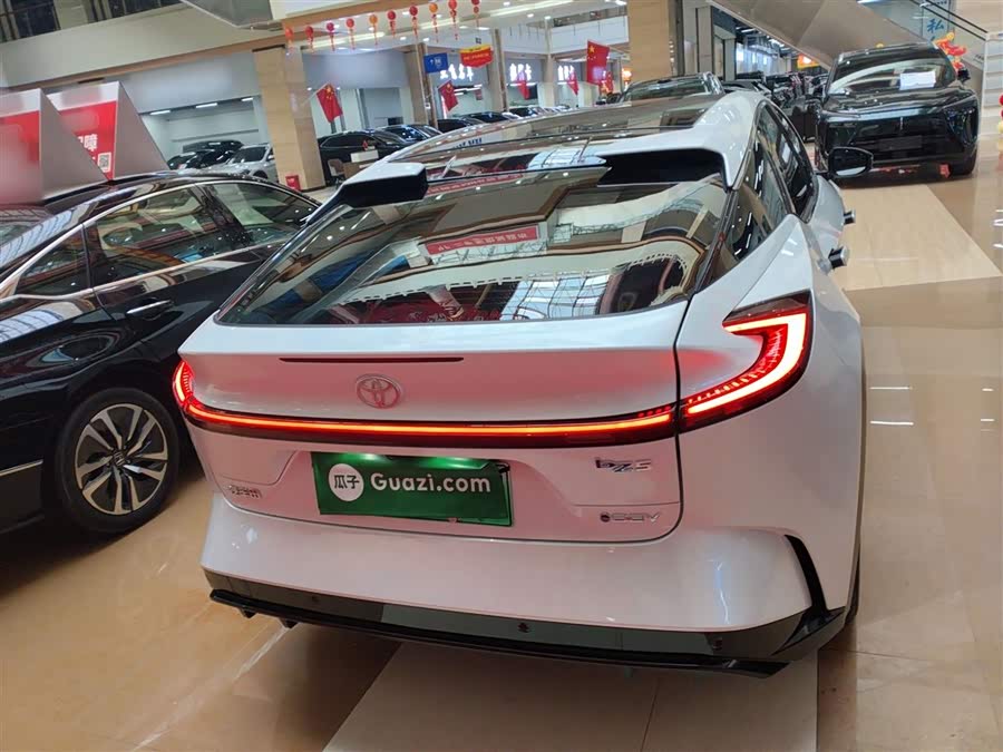 Toyota bZ5 2025 car image #7