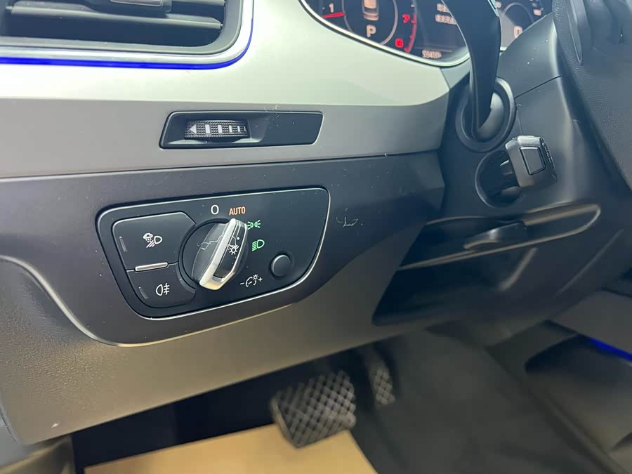 Audi Q7 2019 #7 Audi Q7 2019 car image #7