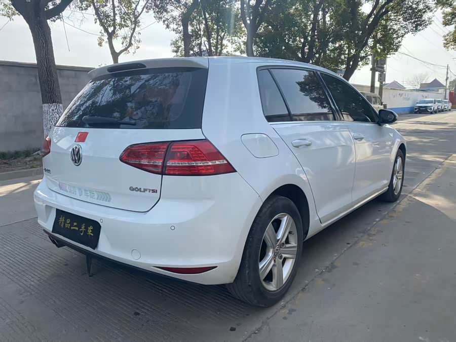Volkswagen Golf 2014 car image #7