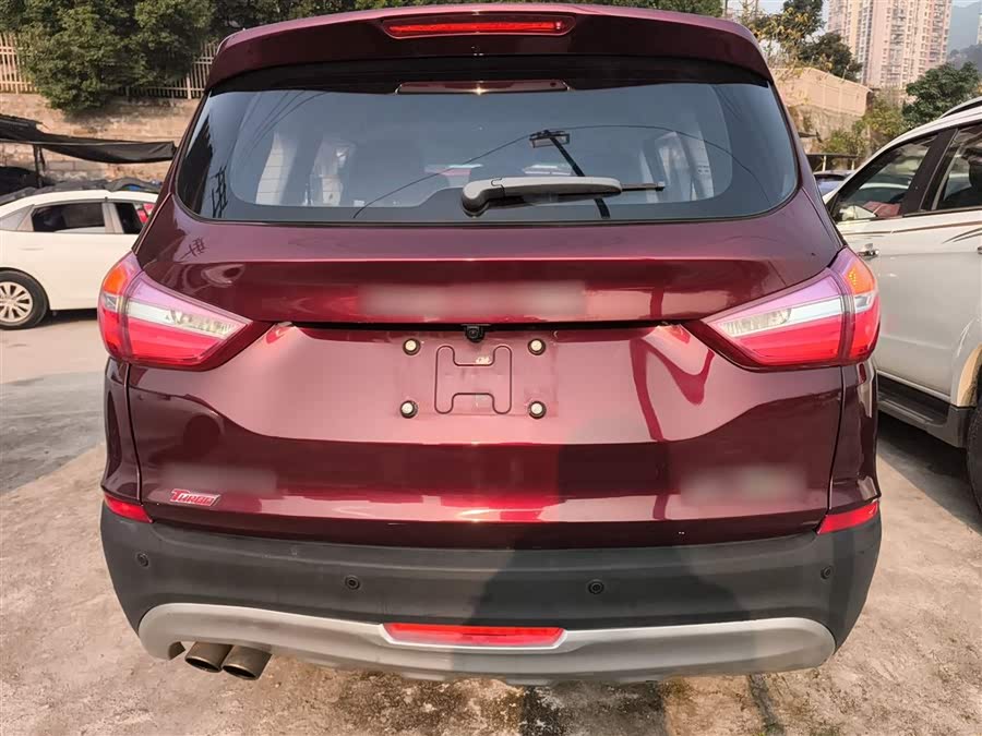 SWM X7 2018 изображение автомобиля #7