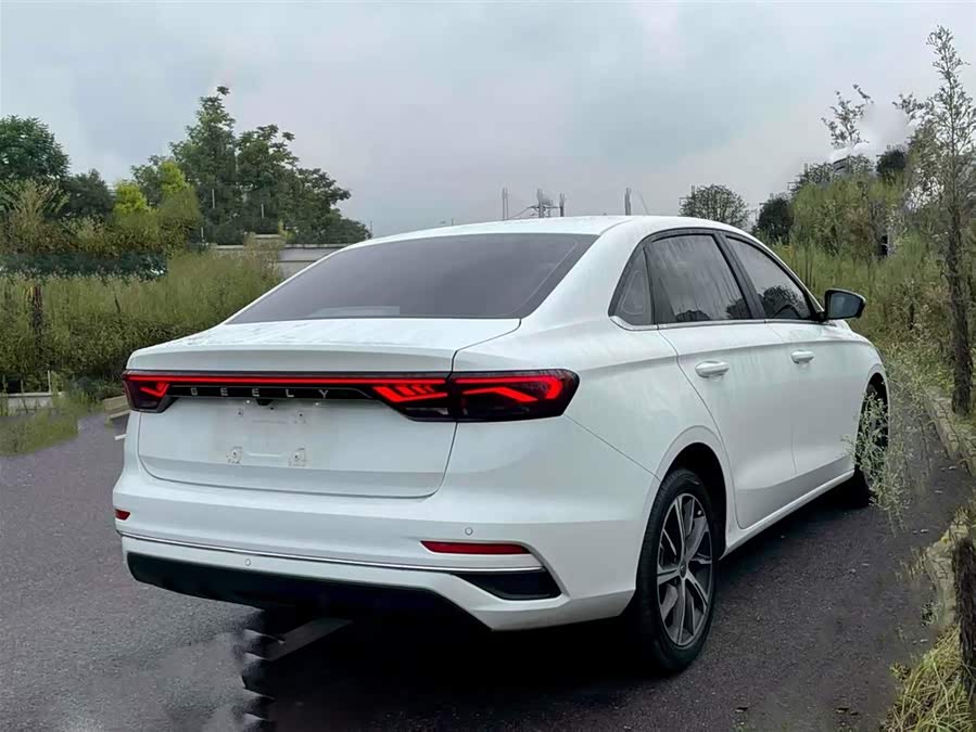 GEELY Emgrand 2022 #7 GEELY Emgrand 2022 car image #7