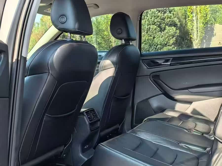Skoda Kodiaq 2018 car image #7