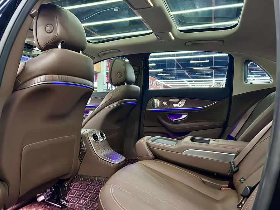 Mercedes-Benz E Class 2022 car image #7