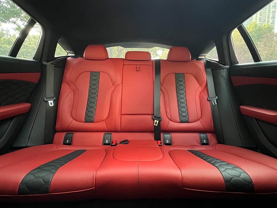 BMW X6 M 2023 #7 BMW X6 M 2023 car image #7