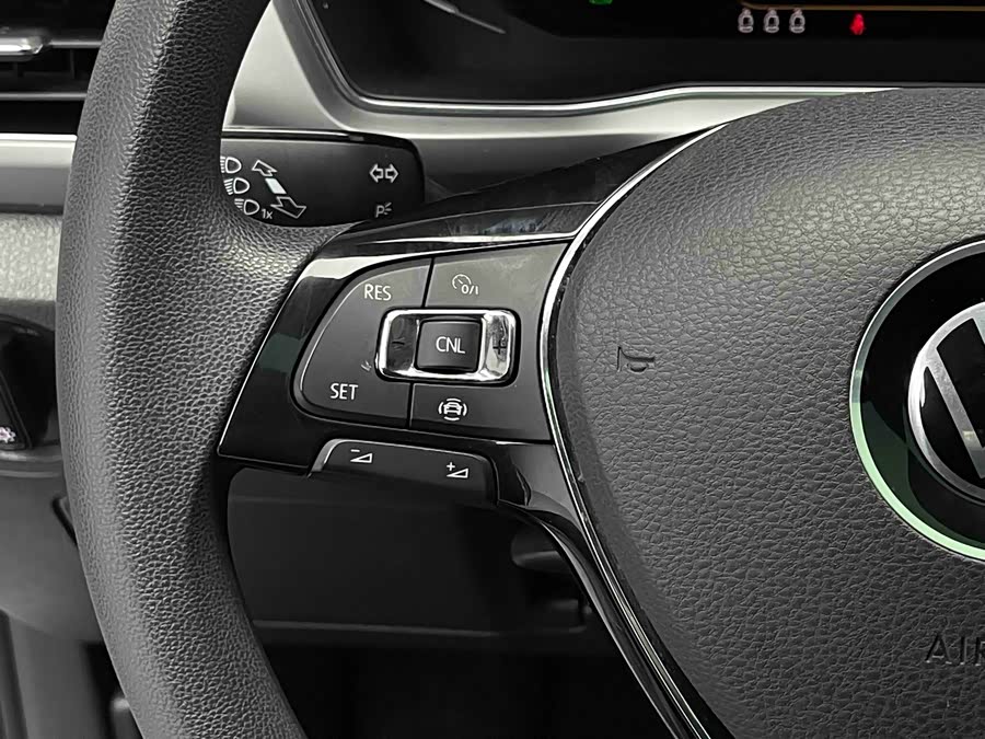 Volkswagen T-Cross 2022 car image #7