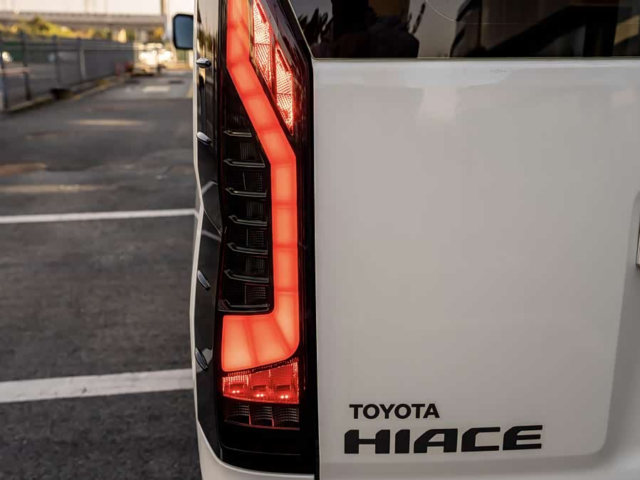 Toyota #7 Toyota car image #7