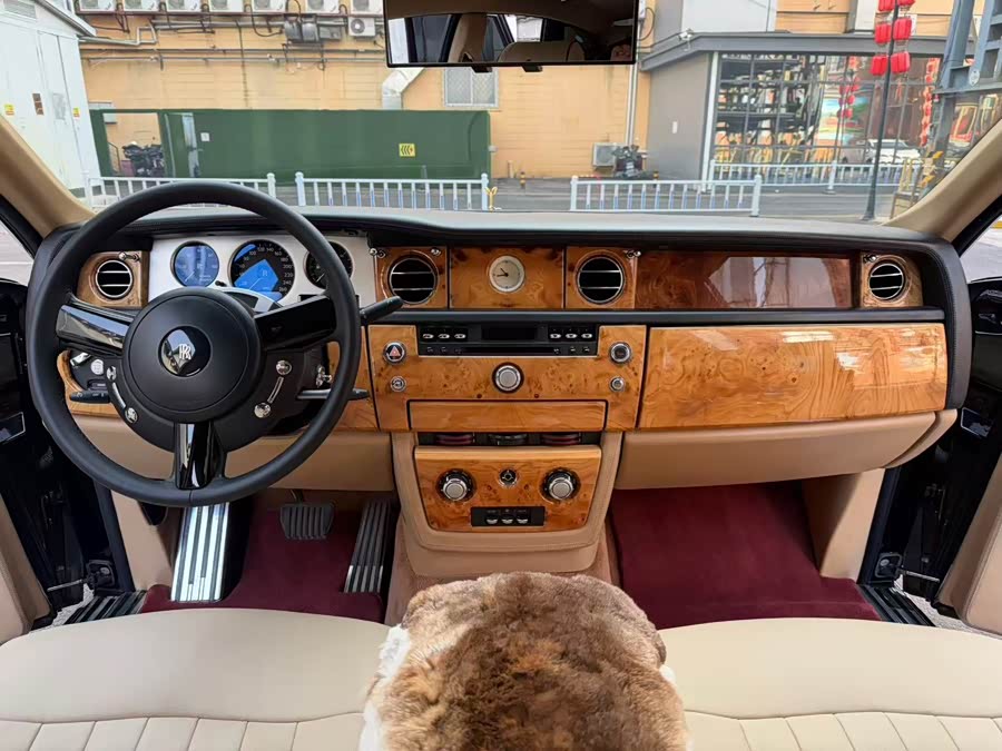 劳斯莱斯 幻影 2004 汽车图片 #7