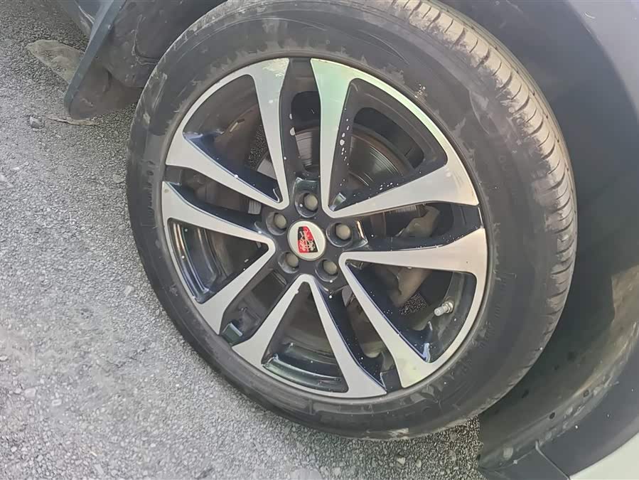 Roewe RX3 2020 изображение автомобиля #7