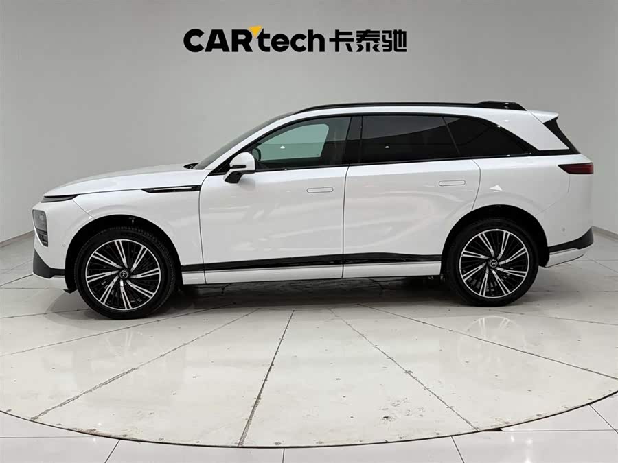 Xpeng G9 2024 immagine di auto #7