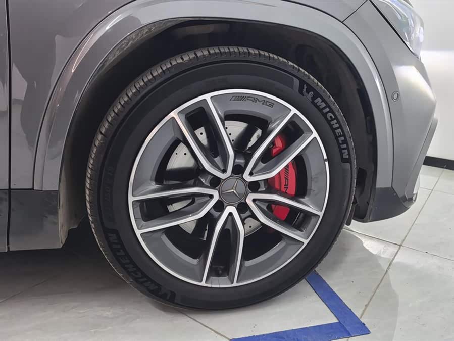 Mercedes-Benz GLA AMG 2023 car image #7