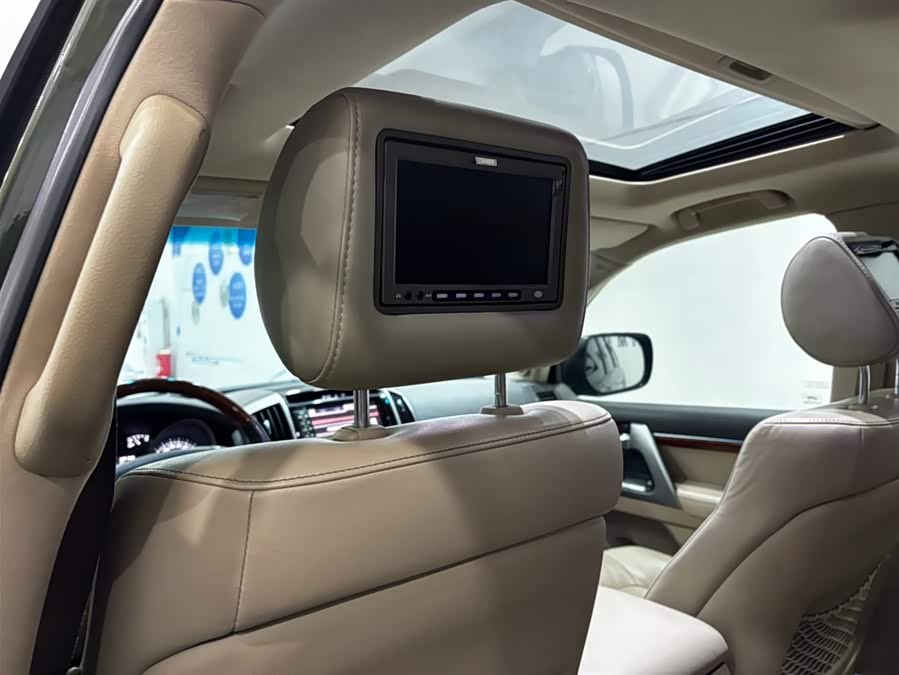 Toyota Land Cruiser 2015 immagine di auto #7