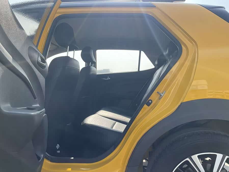 Kia KX1 2018 car image #7