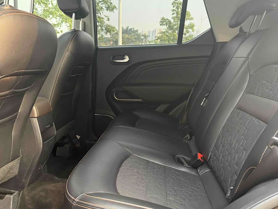 GAC Trumpchi GS3 2018 #7 GAC Trumpchi GS3 2018 car image #7