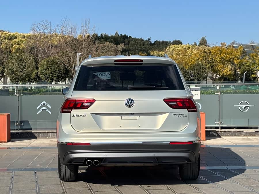 Volkswagen Tiguan L 2018 #7 Volkswagen Tiguan L 2018 car image #7