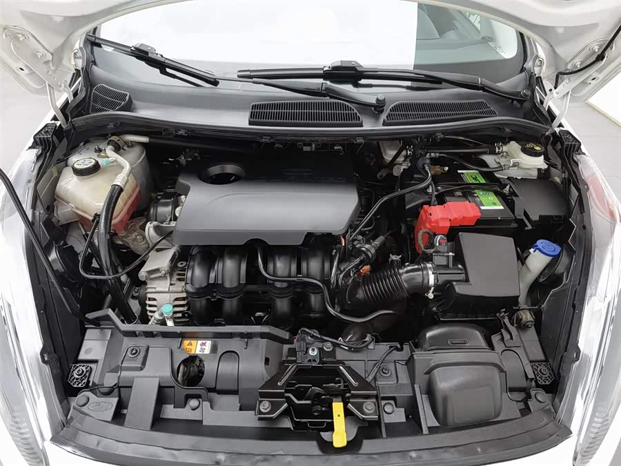 Ford Fiesta 2014 car image #7