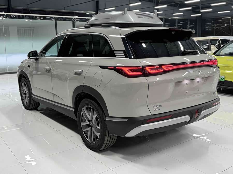 BYD Sea Lion 07 DM-i 2025 car image #7