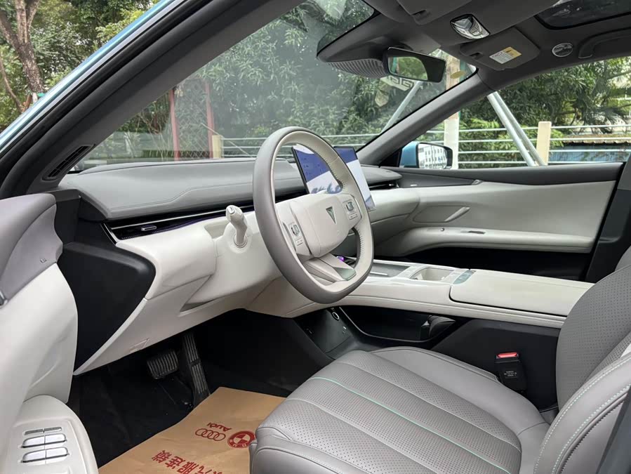 Deepal L07 2024 image de voiture #7