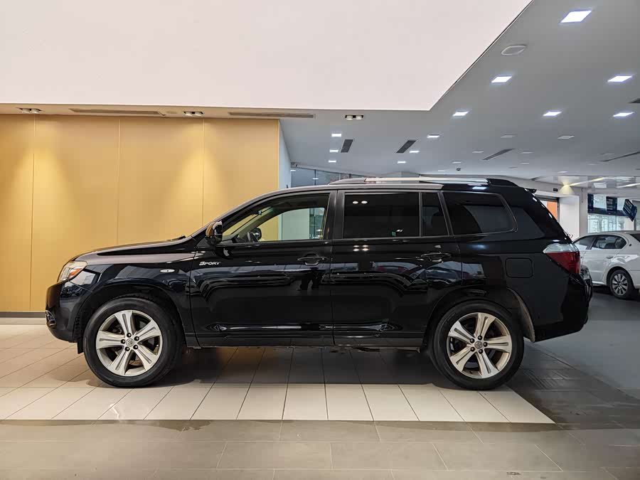 Toyota Highlander 2011 car image #7
