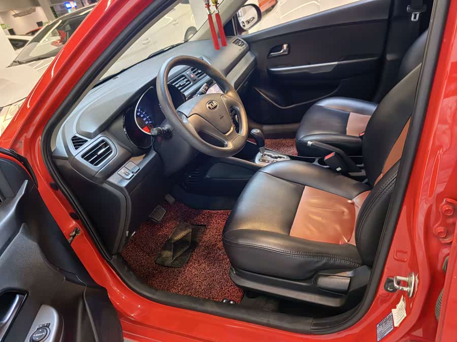 起亚 起亚K2 2015 汽车图片 #7