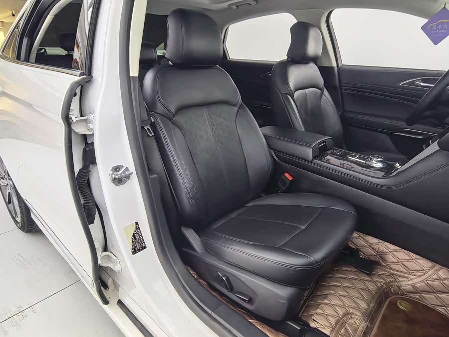 Ford Taurus 2019 car image #7