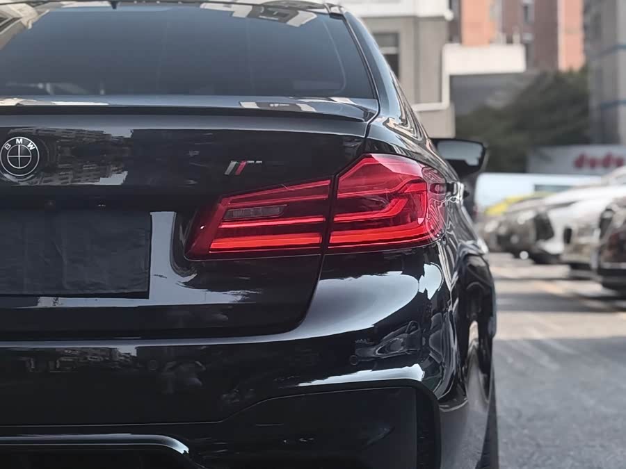 BMW M5 2018 car image #7