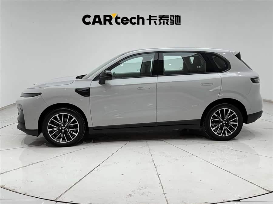 零跑汽车 零跑B10 2025 汽车图片 #7