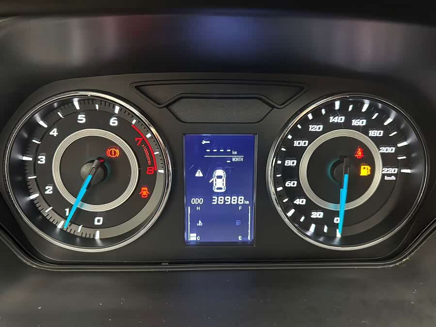 Soueast V5 Lingzhi 2015 #7 Soueast V5 Lingzhi 2015 car image #7