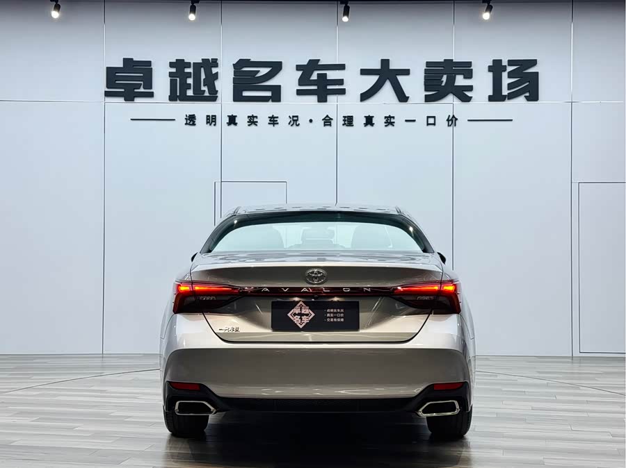 Toyota Avalon 2021 car image #7