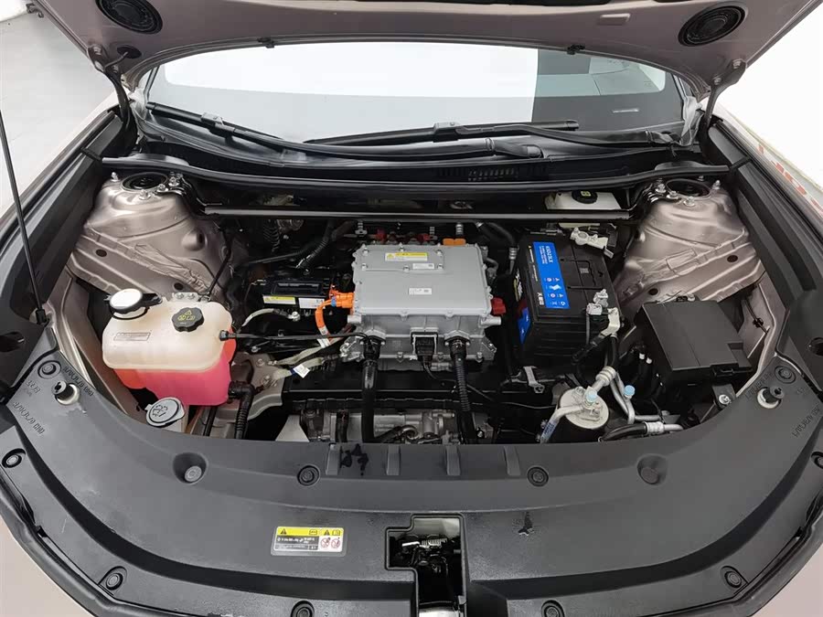 Toyota bZ3 2023 immagine di auto #7