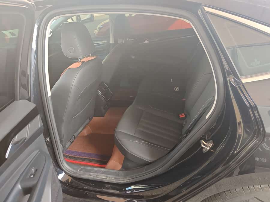 Volkswagen Passat 2023 car image #7