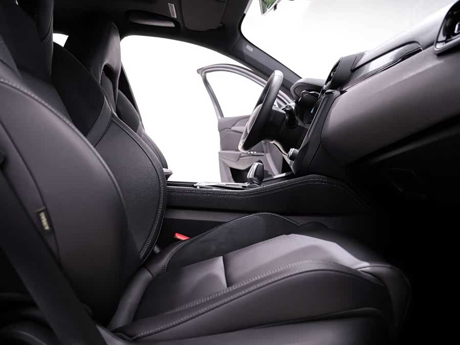 Lynk & Co 02 2020 car image #7
