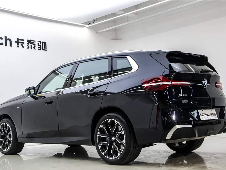 BMW X3 2025 #7 BMW X3 2025 car image #7