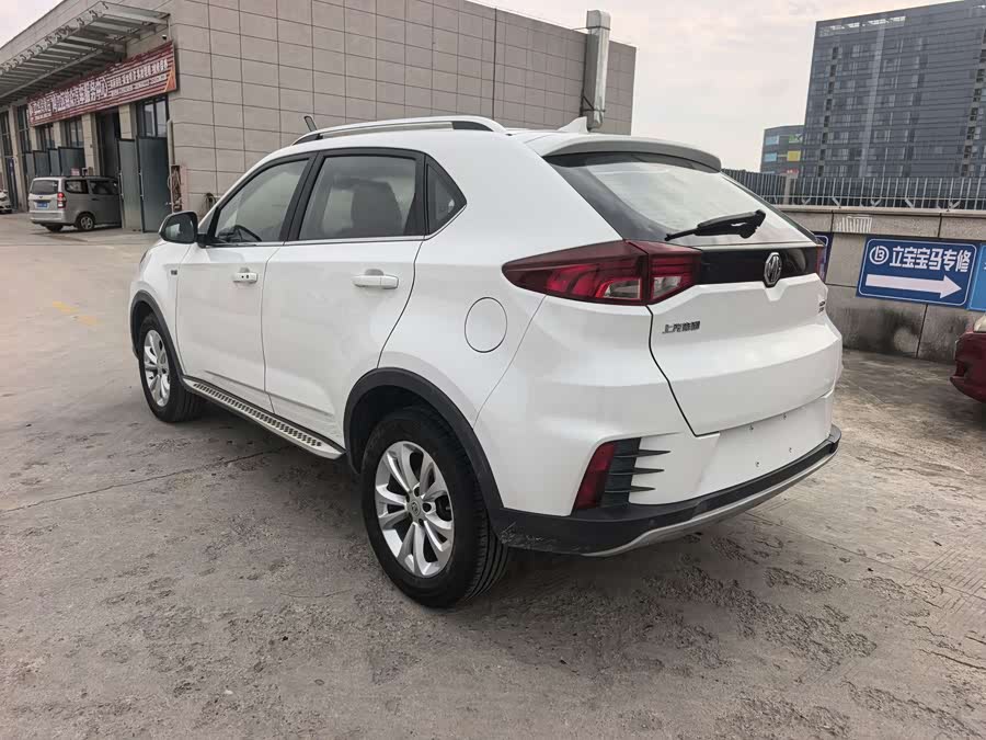 MG GS 2019 car image #7