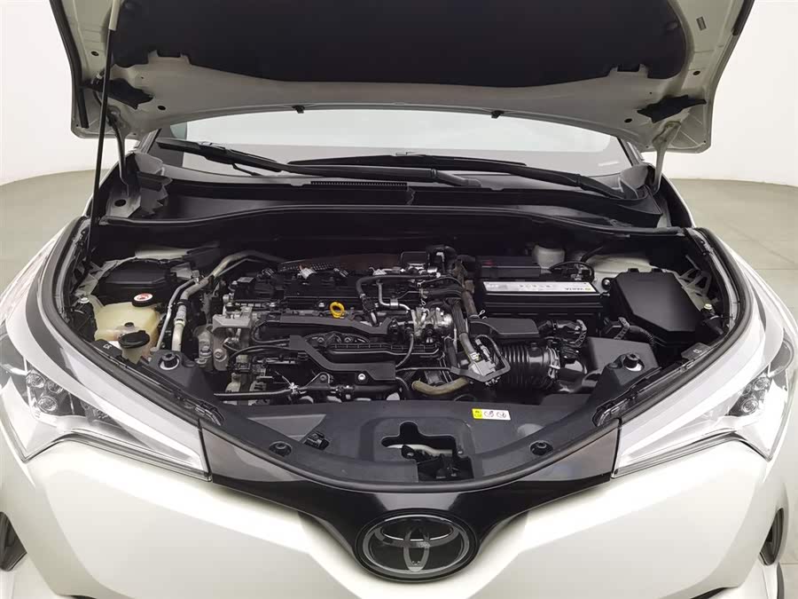 Toyota C-HR 2019 immagine di auto #7