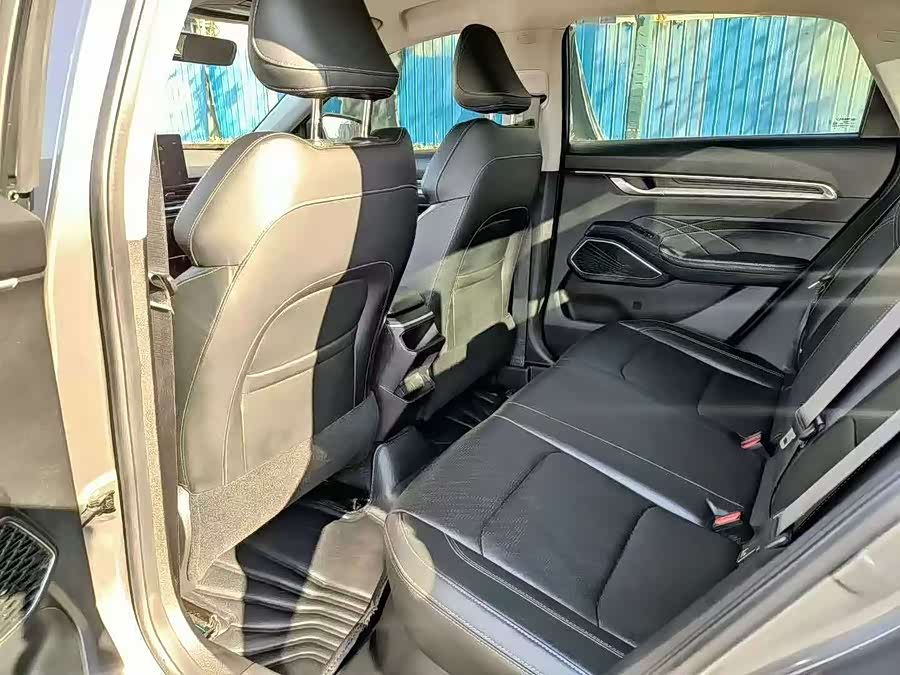 GEELY Emgrand 2023 #7 GEELY Emgrand 2023 car image #7