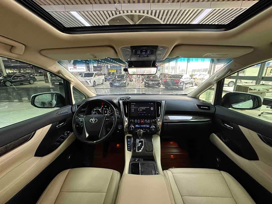 Toyota Alphard 2021 #7 Toyota Alphard 2021 car image #7
