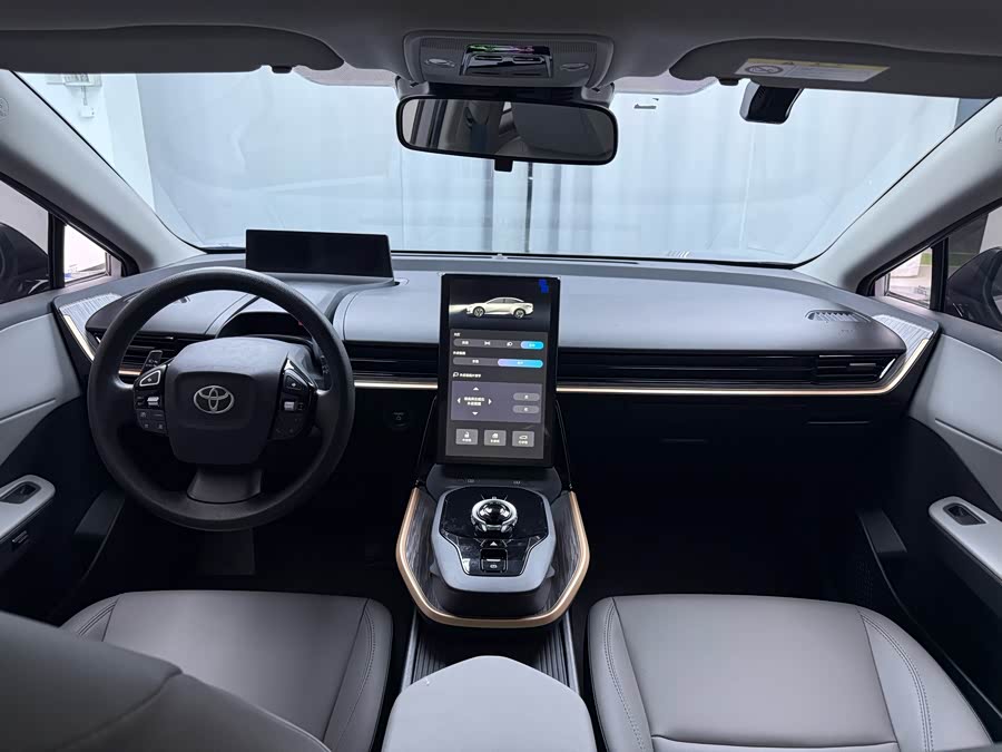 Toyota bZ3 2025 immagine di auto #7