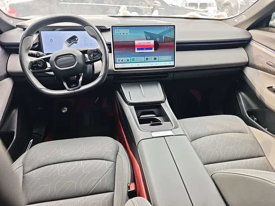 Lynk & Co 08 EM-P 2024 car image #7