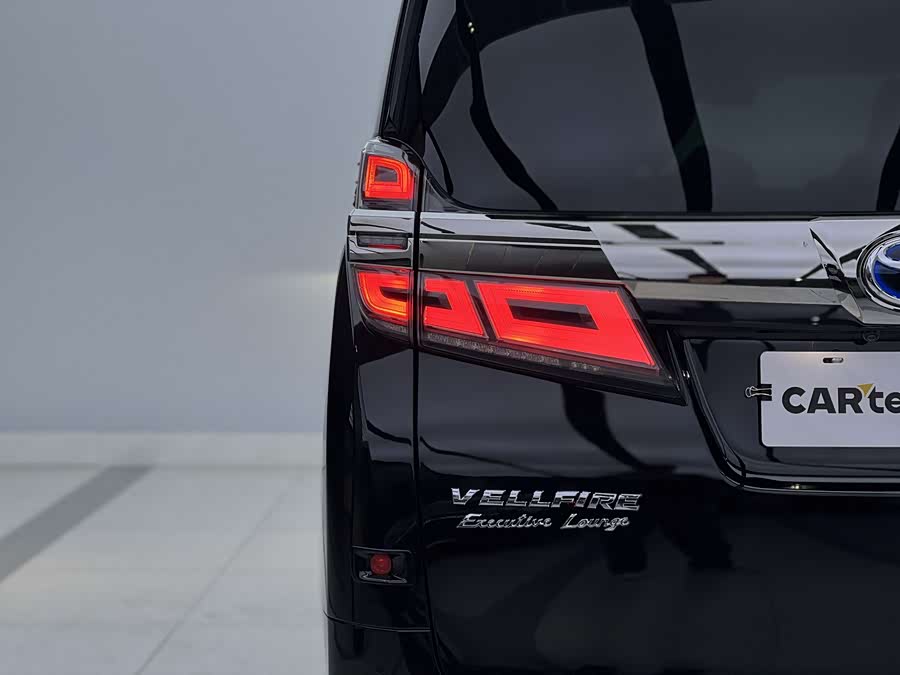 Toyota Vellfire 2020 #7 Toyota Vellfire 2020 صورة سيارة #7