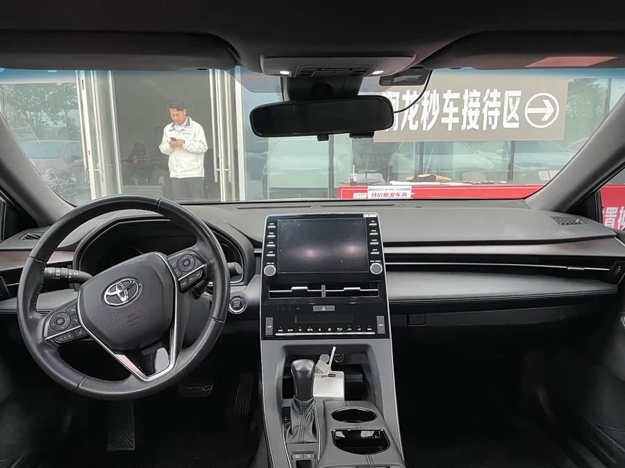Toyota Avalon 2021 car image #7